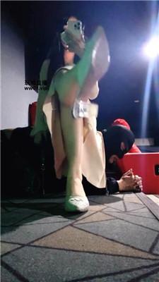 【卡莎女帝】真实电影院大动作调奴【双视角版】 JS250418-12