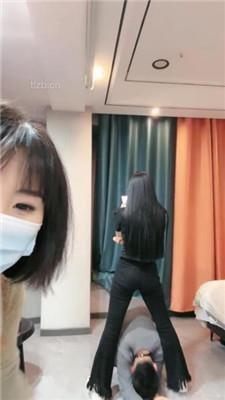 【鱼糯糯】双S-吊绑贱奴疯狂虐打/揪耳骑脖/转胯/耳光裸足插嘴