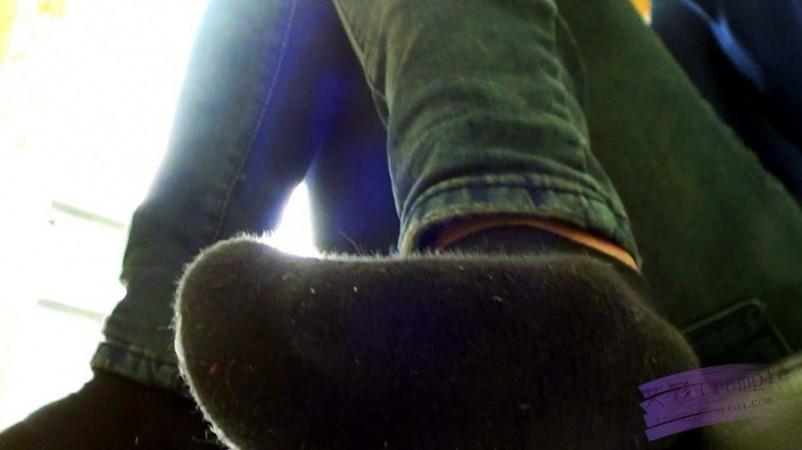 黑冰女王黑色棉袜脚踏人面脚垫