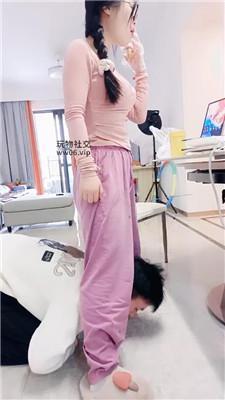 【南月女神】起床对狗撒气 bf50458