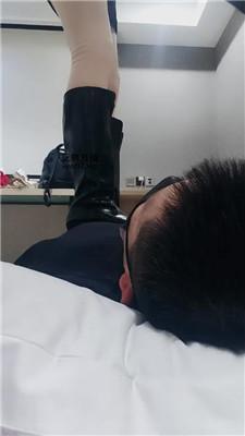 【米小唐】长靴踩/白袜脚捂脸 JS250301-21