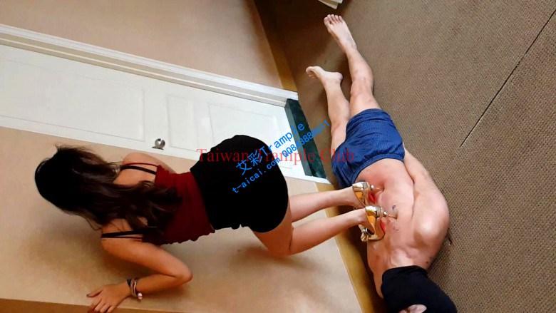 细高跟残忍秀舞