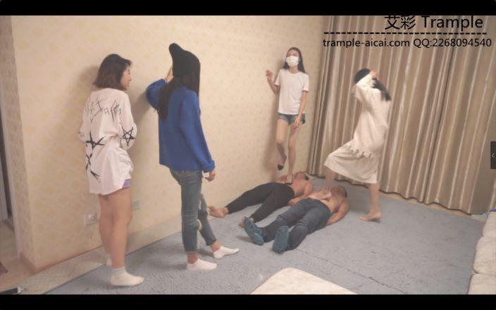 群魔乱舞4s群踩