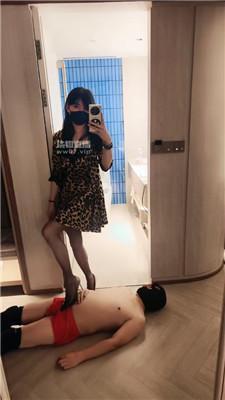 【米小糖】骑马狗爬-镜前羞辱 JS250523-29