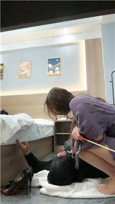 【00后叶娘】精神小妹高跟肉丝脚虐 JS250316-13