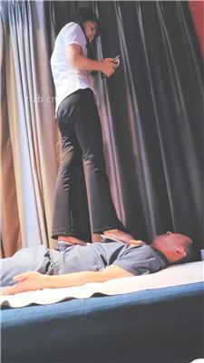 【半糖】沐足店开发素人技师虐我【完整版】