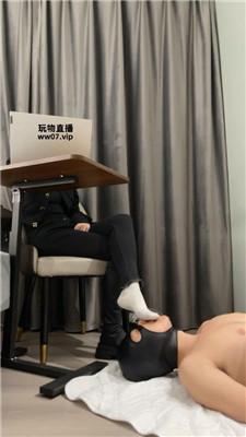 【玥野兔】清理主人脏长靴白袜 JS250420-15