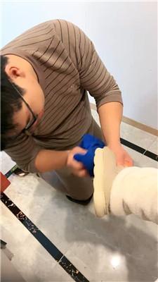 【薇薇情侣主】圈养奴脚下伺候【下】 JS250123-6