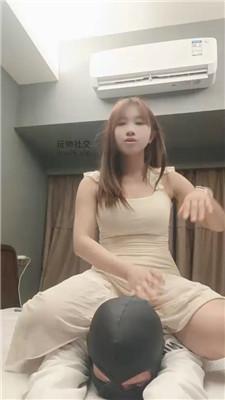 【肉肉sama】骑马-坐脸窒息-白袜诱惑 bf50128