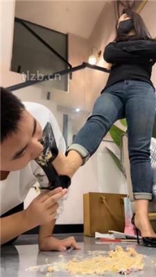 【辣姐】近距离-高跟黑丝美腿玩虐