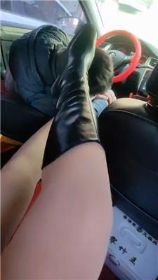 【李老师】车内长靴肉丝jio挑逗司机 JS250125-6
