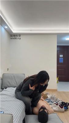 【子熙大人】超多双脏鞋-人体擦鞋器 JS250219-23