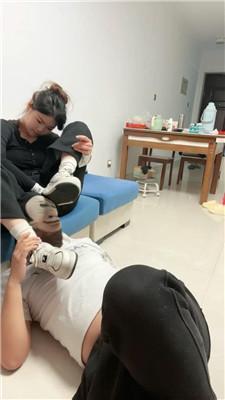 【锅盖子】骑马耳光/强迫舔脏运动鞋 bf49178