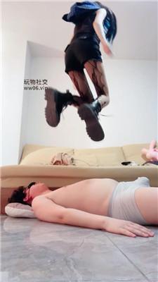 【奶味小仙女】魔女S-短靴踩踏/闻舔白袜/踢裆 bf49256