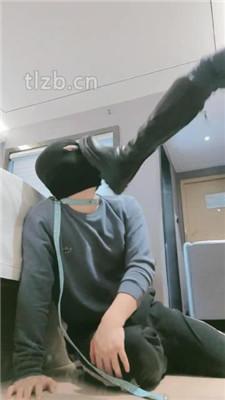 【妮蔻】长靴踩狗头/人肉座椅/踩踏/舔脏鞋底/闻鞋闻白袜