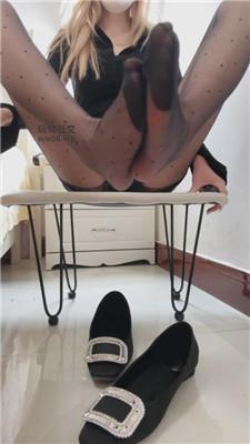 【一唯】波点黑丝榨京    250109-4