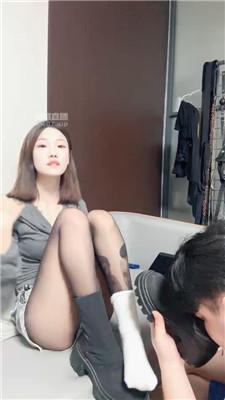 【柒柒】清理白袜黑丝脏鞋 bf53827