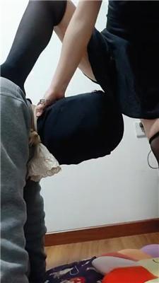 【思纯】散鞭抽打/性感黑丝踩踏 JS250113-31