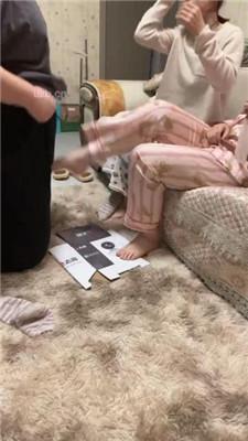 【学生双主】双S-家奴跪舔裸足