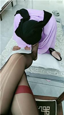 【琦琦】捆绑黑丝脚狂舔 JS250505-27