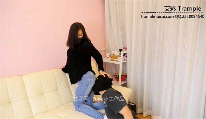 小主爆揍恋臀癖