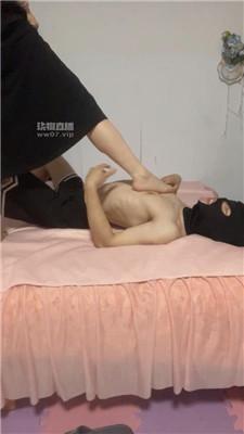 【娜娜大人】裸足踩踏蹂躏场 JS250523-1