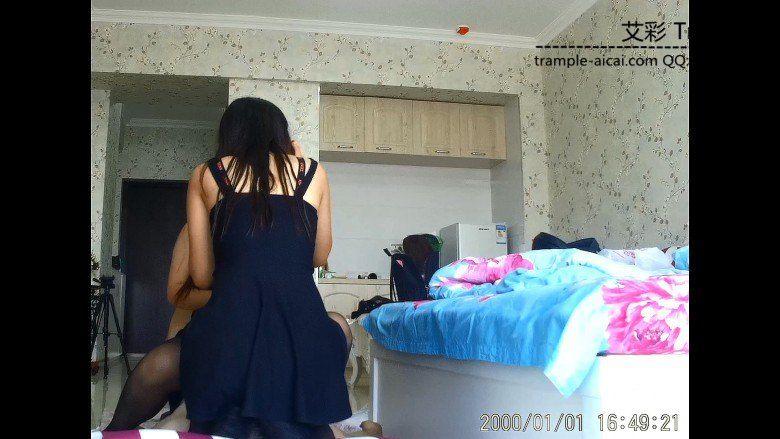 晓园双主黑丝玩弄大胖狗