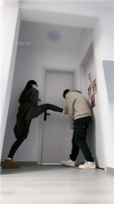 【樱子大人】口吐喂食/雪地靴踩虐/提档耳光/鞭打