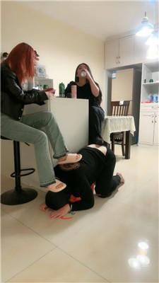 【傲雪】双S-姐妹花-捆绑强制喝圣水 JS250316-25