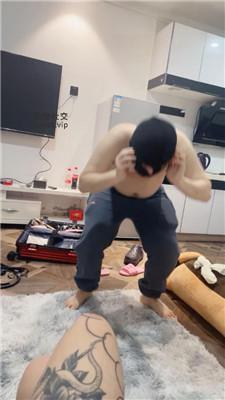 【小凤梨】跪舔纹身小妹的jio JS250222-33