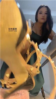 【牙乖乖】吊带袜    250226-23