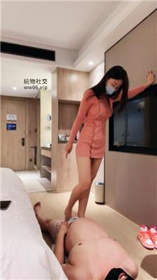 【夏芙】车模S超羞辱老板贱奴 bf50053