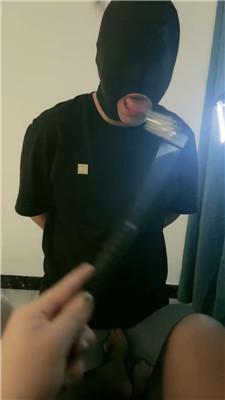 【桃之夭夭】下跪狗黑丝脚狂舔 JS250322-8