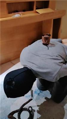 【伯爵】吊绑/骑马爬行/裸足恋足舔/鞭打