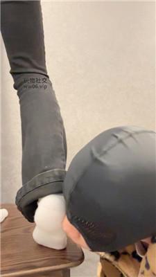 【狗哥】小白鞋白袜踩虐/转胯鞭打/坐脸窒息 bf49037