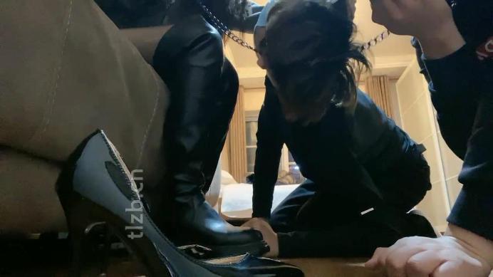 【zaizz】双狗应聘家奴相互求虐争宠【下】