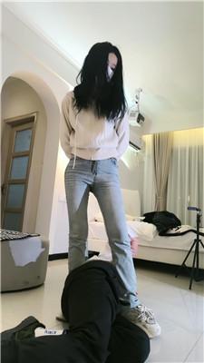 【诗琪】骑马狗爬/舔脏运动鞋 JS250315-30