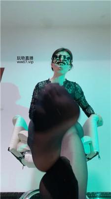 【红颜】死妈的孤儿    250222-9