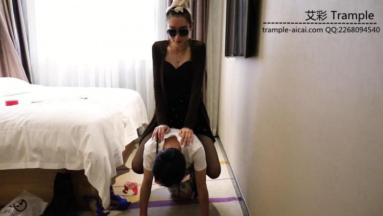 〖H.P.L栖心之栈〗—微希现实调教记录（下集）