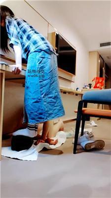 【奇了怪了】健身后原味鞋袜辱奶狗 bf50188