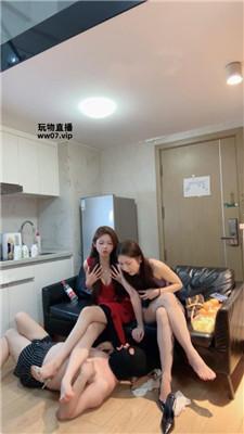 【泡芙】双S-模特脚下羞辱贱奴 bf53123