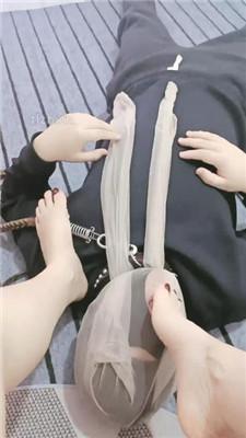 【bibi团】仔细品尝肉丝高跟