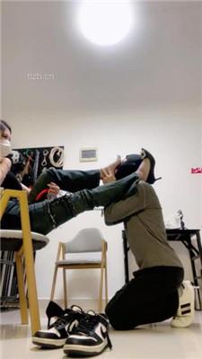 【甜心教主】双S-鞋碾压踩/揪耳朵/舔口水鞋底/腿夹【双视角版】