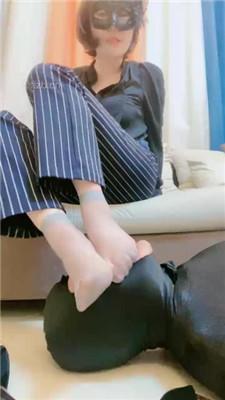 【高傲】臭脚极限插嘴/赏赐圣水