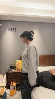 【猴歌】坐脸窒息-白袜跳踩 JS250225-14