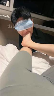 【jenn】绿帽狗跪舔粉棉袜脏鞋/脚插嘴