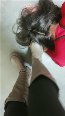 【娜S】脏长靴白袜玩虐母畜 JS250318-16