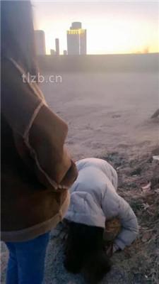 【小雅老师】户外-冰天雪地玩虐女闺蜜【完整版】