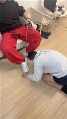 【Wh情侣】衣架各种抽-舔脏鞋踩踏  JS250330-18