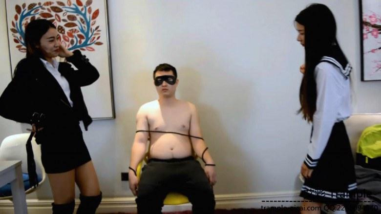 〖H.P.L栖心之栈〗—捆绑踩踏双奴